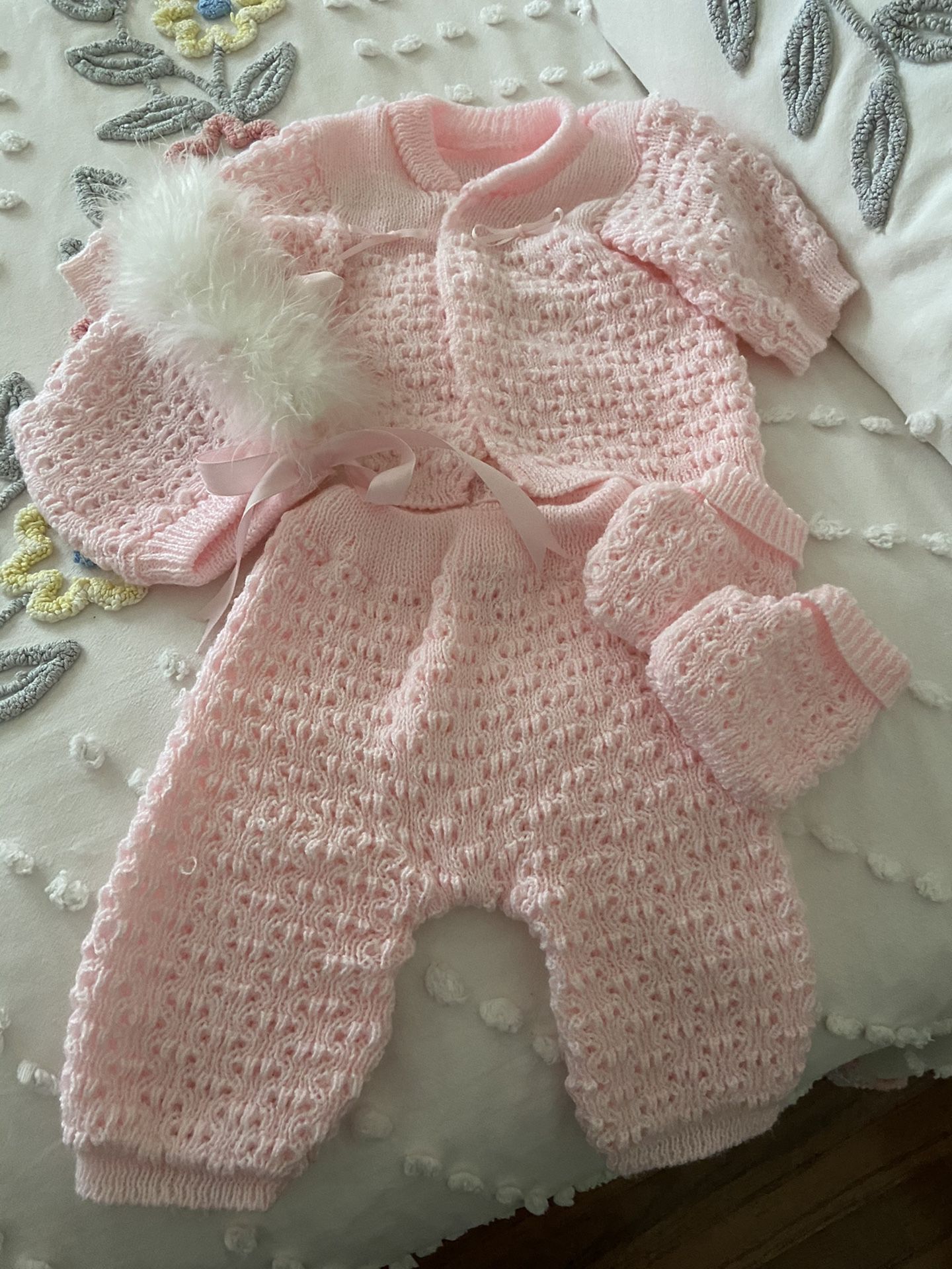 Baby sweater set