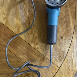 Makita Angle Grinder 