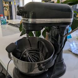 Kitchen Aid Professional 6 mixer
