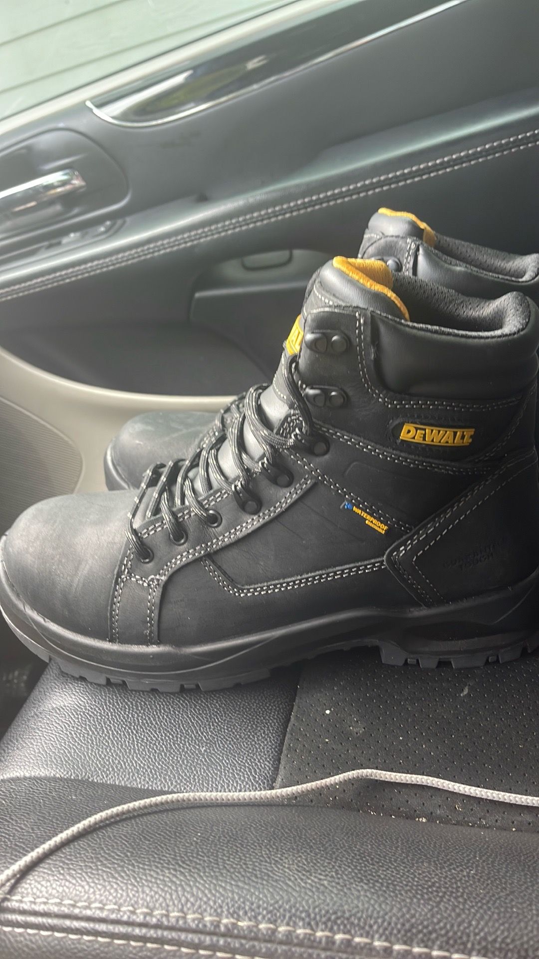 Size 12 dewalt boots