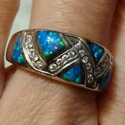 Pretty Opal Inlay 😍🆕 Size 7 Sterling Silver Ring! 💍