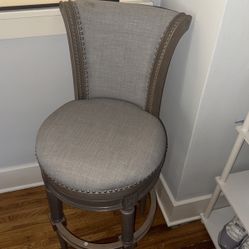 Maven Lane Bar Stool 