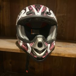Girls Dirt Bike Helmet Medium 