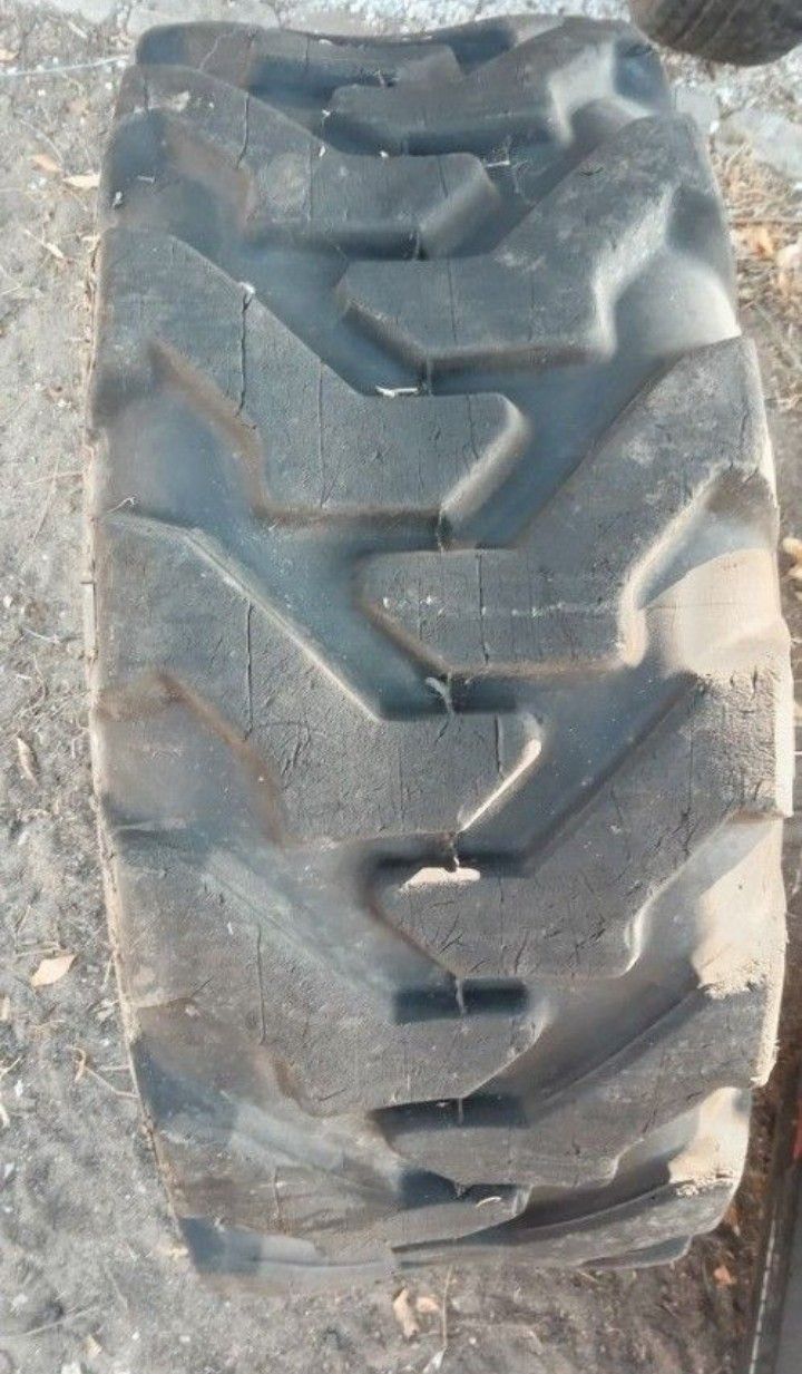 Skid Steer Tire