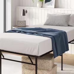 Twin xL Frame & Mattress 