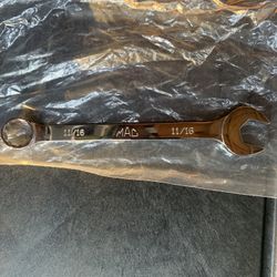 Mac Tools 11/16 Combo Wrench 