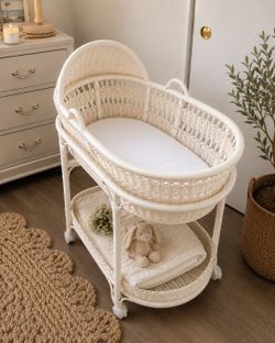 Pottery Barn Kids Wicker Bassinet & Stand — Simply White ($399 retail)