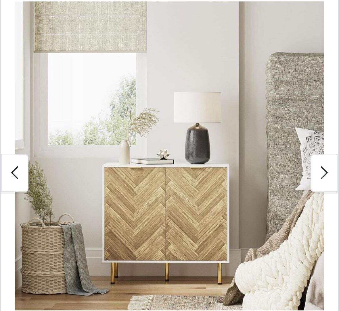 Sideboard Cabinet with Two Doors and Adjusting Feets for Living Room 31.2