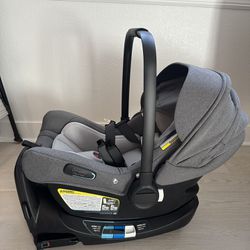 Bugaboo Turtle Air By Nuna Carseat with Recline Base