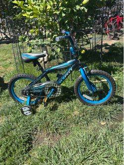 16 INCH DYNACRAFT BIKE..WITH TRAINING WHEELS
