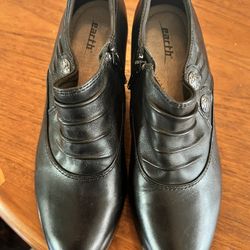 Earth Comfort Booties Shoes NEW 