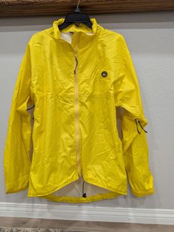 REI Windbreaker Jacket Unisex Large Yellow Packable Reflective Cycling Hiking Raincoat