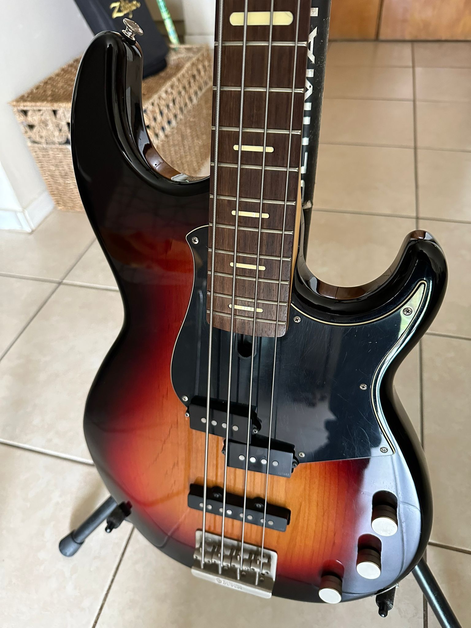 Bass Yamaha BBP34