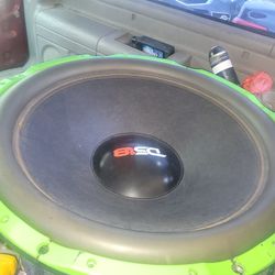 32 Inch Ds18 Troublemaker