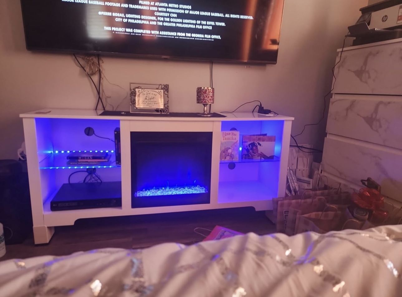 TV Stand with Led Lights, Fireplace and Power Outlets, Entertainment Center for Up to 65” TVs