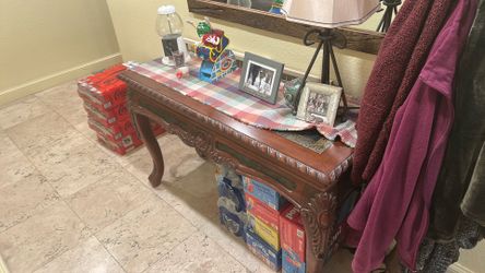 Couch table