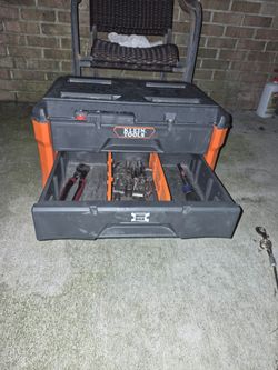 Klein Mod box three drawers