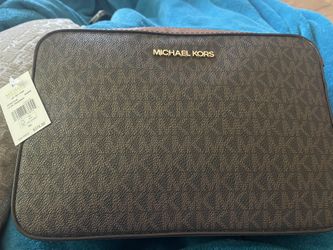 MK Purse Brand New 