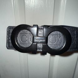 Men’s Ferragamo Belt (BLACK) AUTHENTIC