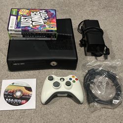 Xbox 360 Slim S Console 1439 Black No Hard Drive w/ Cords Controller 5 Games