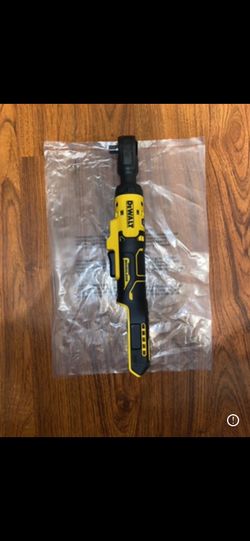 (1)Dewalt 20V Max Brushless Atomic Compact 3/8” Ratchet (DCF513) 