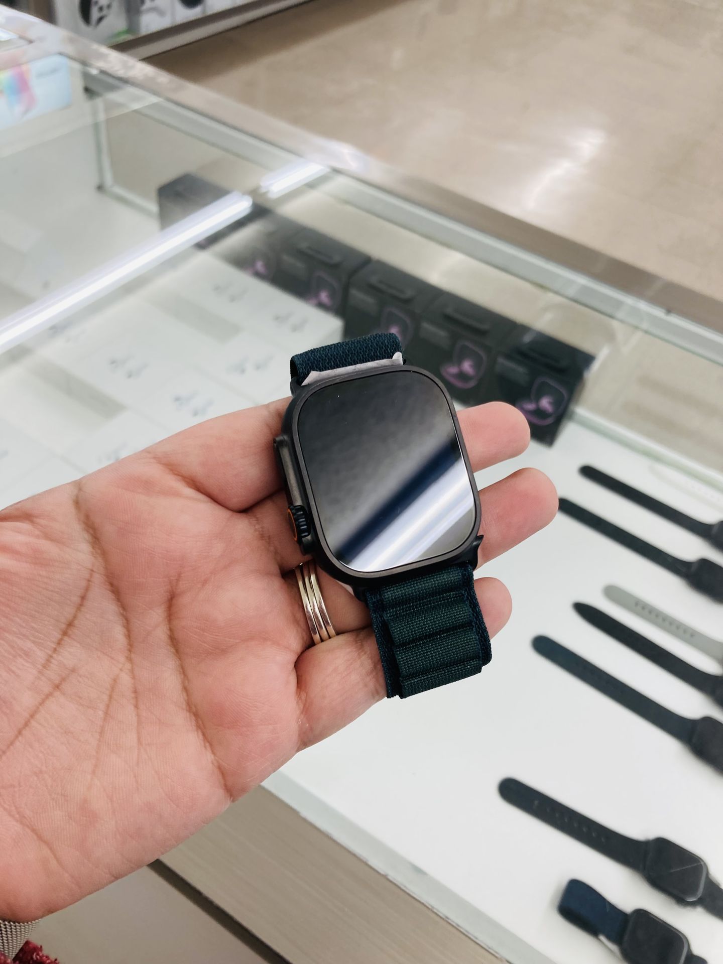 Apple Watch Ultra 49mm black titanium