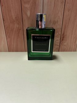 TAHARI lemongrass