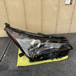 2018 2019 2020 2021 LEXUS NX 300/300H RIGHT SIDE HEADLIGHT OEM USED 