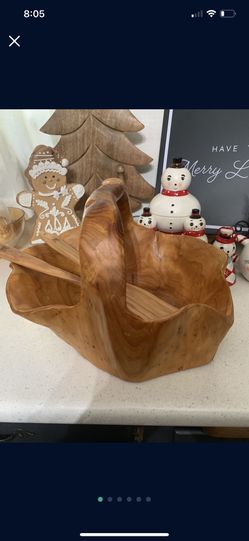 Beautiful Wood Basket Bowl with Wood Spatulas