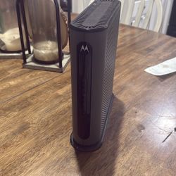 Motorola Docsis 3.1 Modem/Router 
