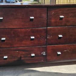 Dresser  H34" 5ftx19.