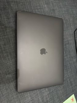 MacBook Pro 15” with Touch Bar, Touch ID