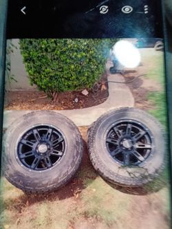 20" helo rims /37"1250 r20 nitto recon grapplers/Chevy/GMC 6lug