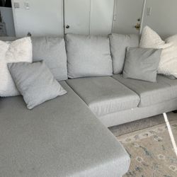 Grey Couch With Chaise 