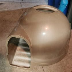 Free - Enclosed Cat Litter Box