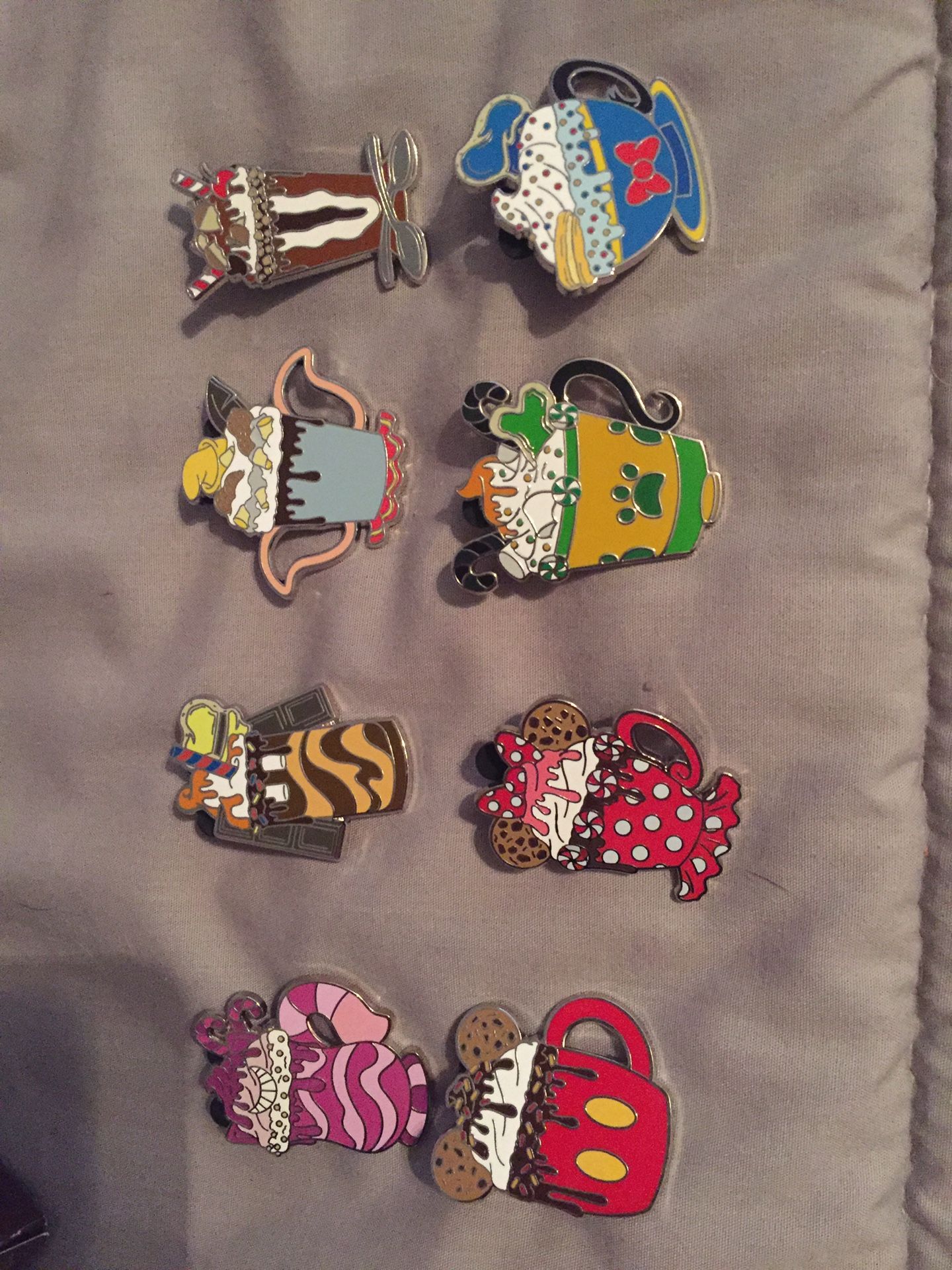 Disneyland hot cocoa pins Mickey Pluto chip Disney