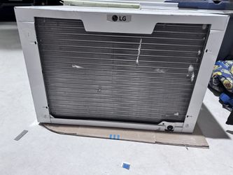 LG Air Conditioner Window unit 15,000 BTU