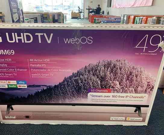 New LG 49” ULTRAHD TV! open box w/ Warranty 62Q