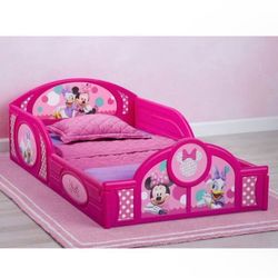 Delta Children Minnie Mouse Bed