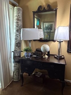 Console table