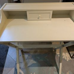 White Foldable Wooden Desk