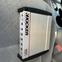 180$ Amplifier Kicker KX 800.1