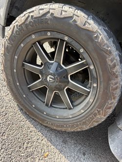 Chevy 6 lug Fuel wheels
