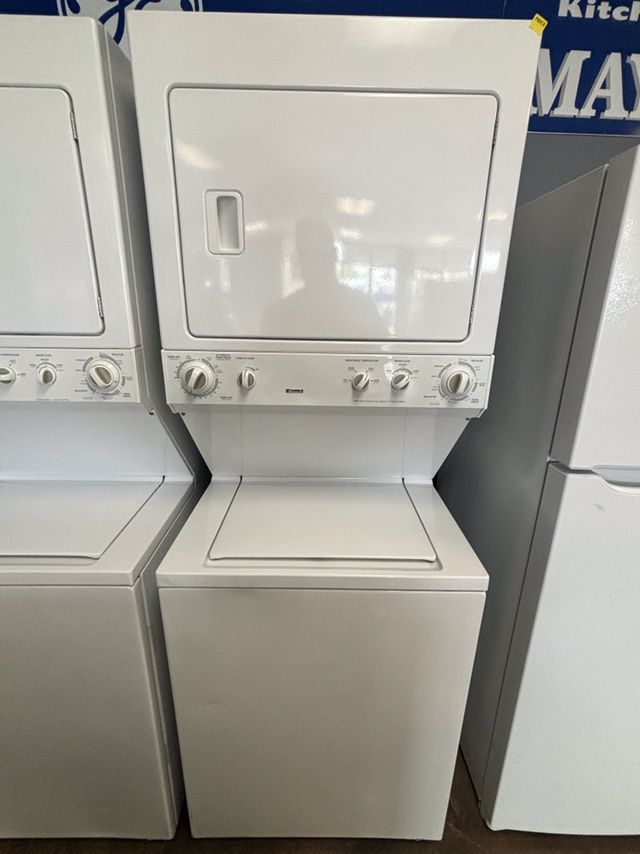 STACKABLE Washer And Dryer Set