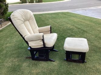 Dutailier glider chair & glider Ottoman set-$80
