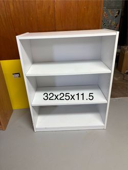 Adjustable Book shelf