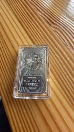 1 oz Perth Mint Australian Kangaroo silver bar believe to be fake
