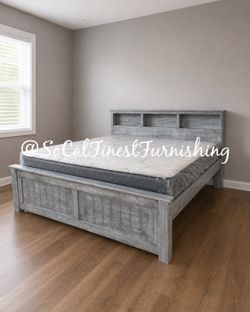 New king bed with mattress