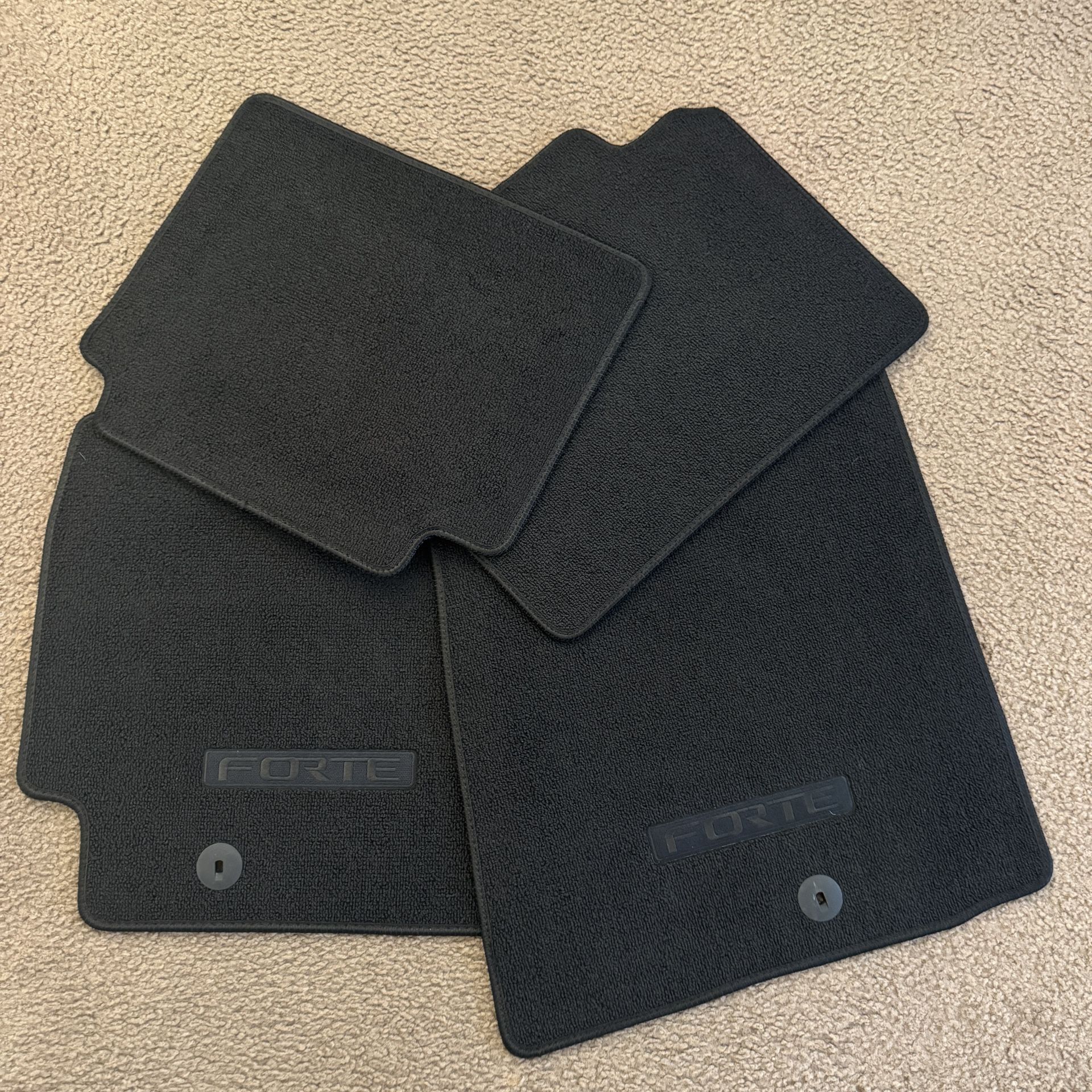 Kia Forte Floor Mats (2019-2021)