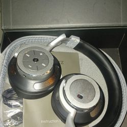 Head Phones Similar To SONY